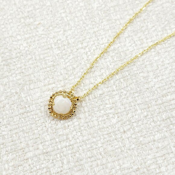 10K Yellow Gold Genuine Opal 6x6mm (0.75ct) Pendant - Picture 5 of 5